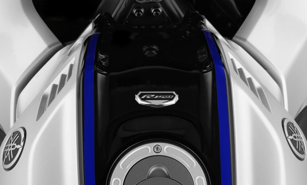 2022 YZF R15 WMB AUS DET 011