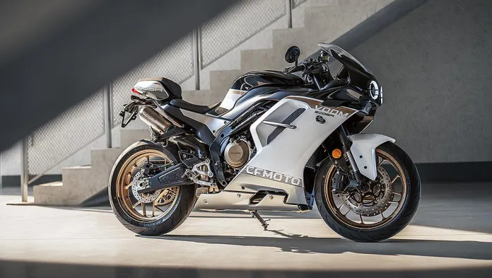 The New CFMOTO 500SR Voom: A Four-Cylinder Sportsbike Revolution