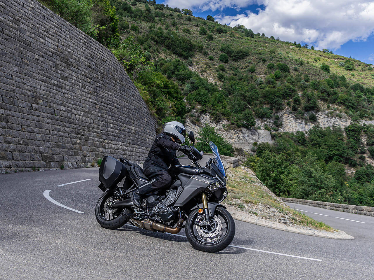 YAMAHA TRACER 9 GT 2025 4 YAMAHA TRACER 9 GT 2025 - Image 4