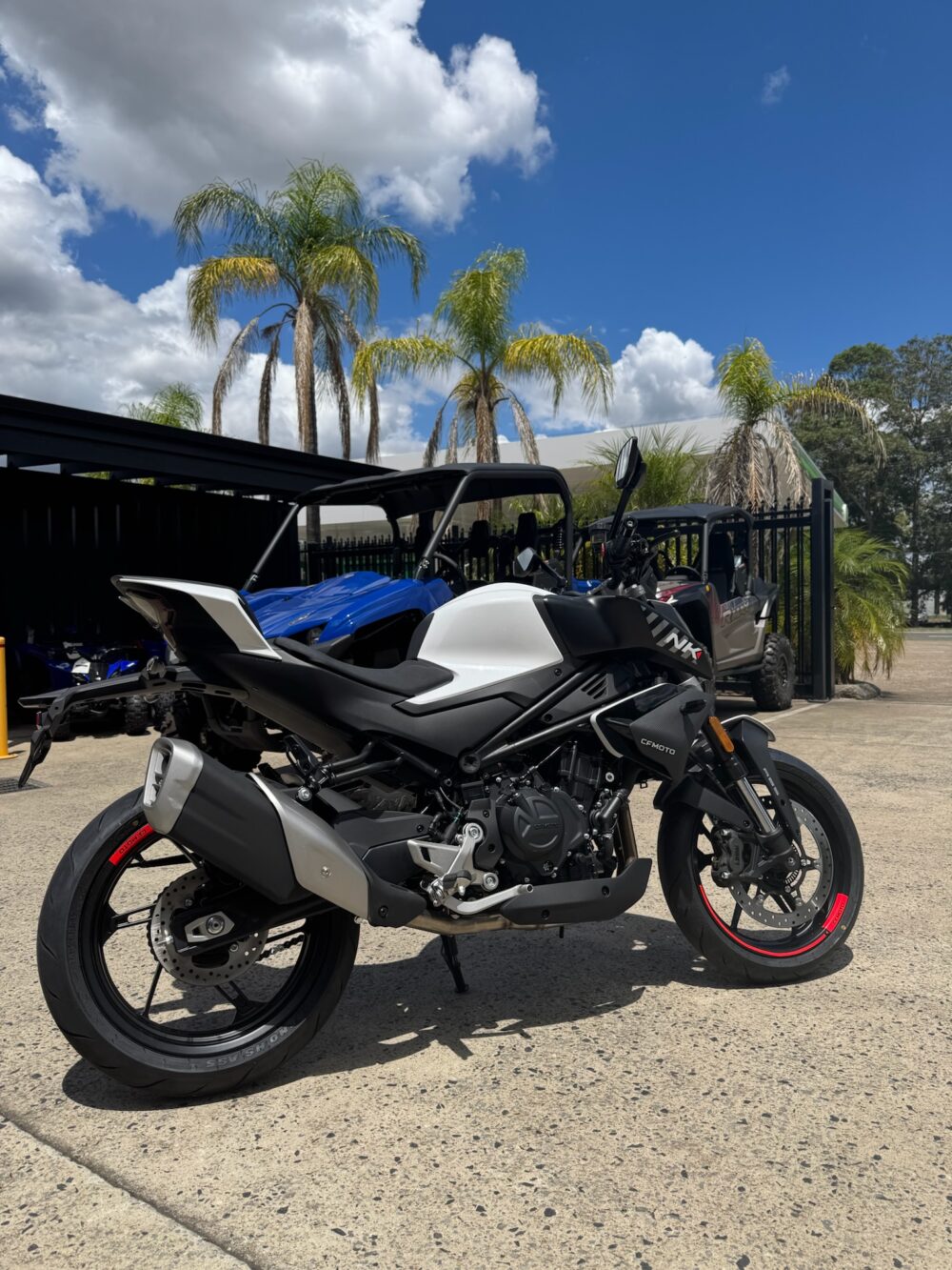 CFMOTO 800NK SPORT 2025 - DEMO - Image 2