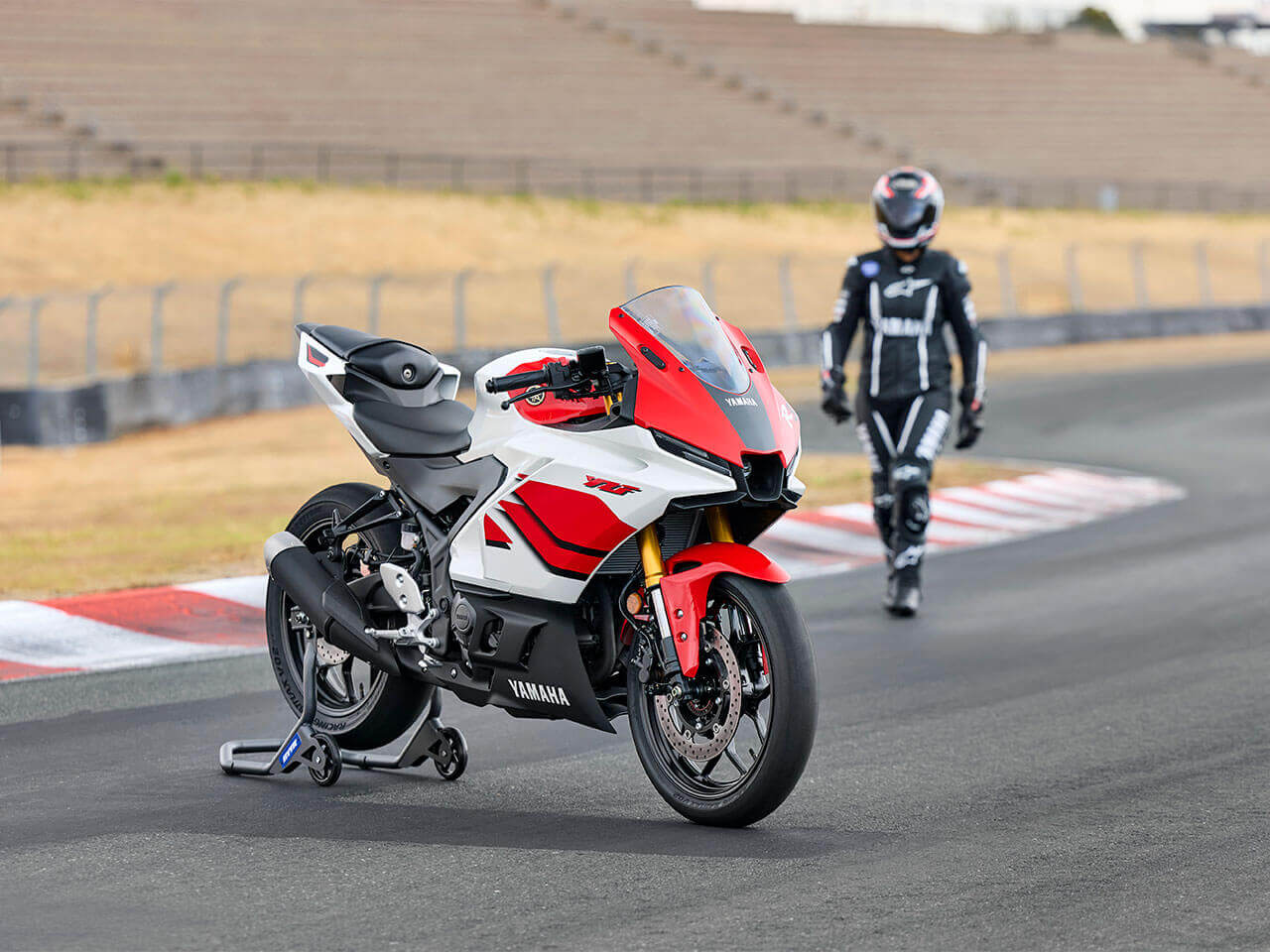 YAMAHA YZF-R3 SP 2026 6 YAMAHA YZF-R3 SP 2026 - Image 6