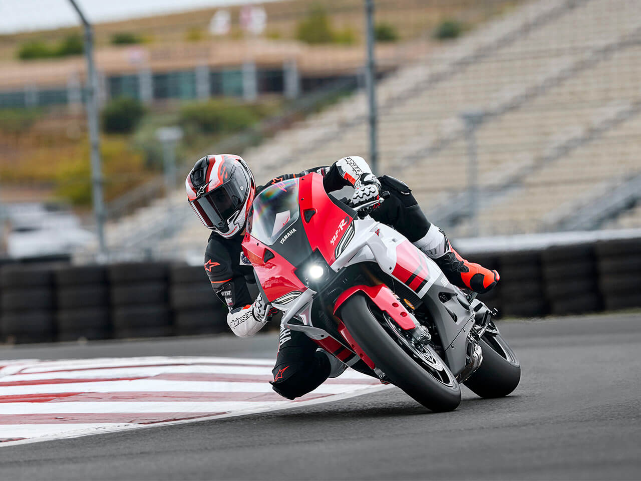 YAMAHA YZF-R9SP 2026 8 YAMAHA YZF-R9SP 2026 - Image 8