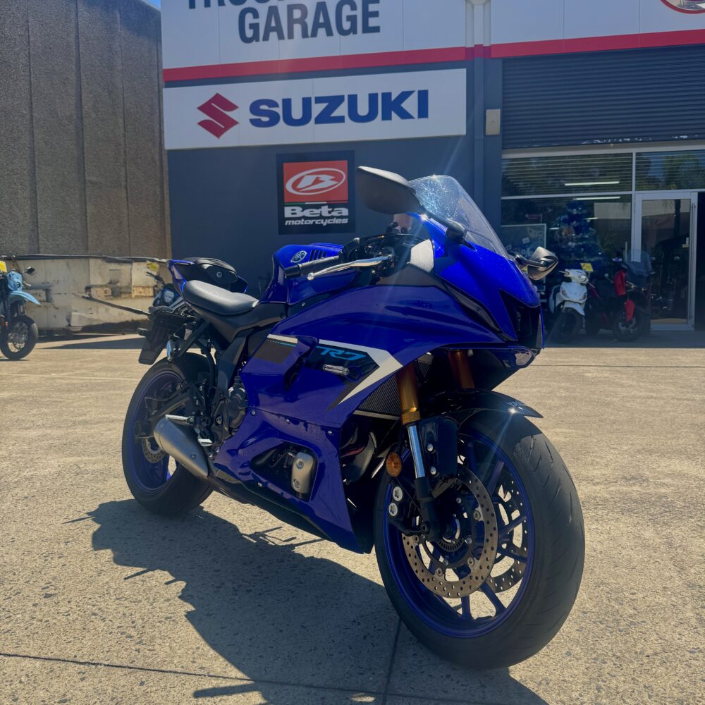 YAMAHA YZF-R7 LAMS - DEMO